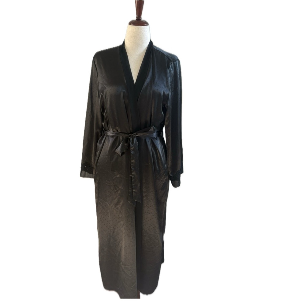 Linea Donatella | Elegant Black Satin Robe | L/XL | Very Good Condition